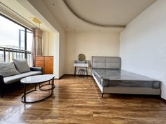 昆明西山滇池路片区月付无中介 可短租 靠近金地中心 万达双塔 南亚第壹城 船房出租房源真实图片