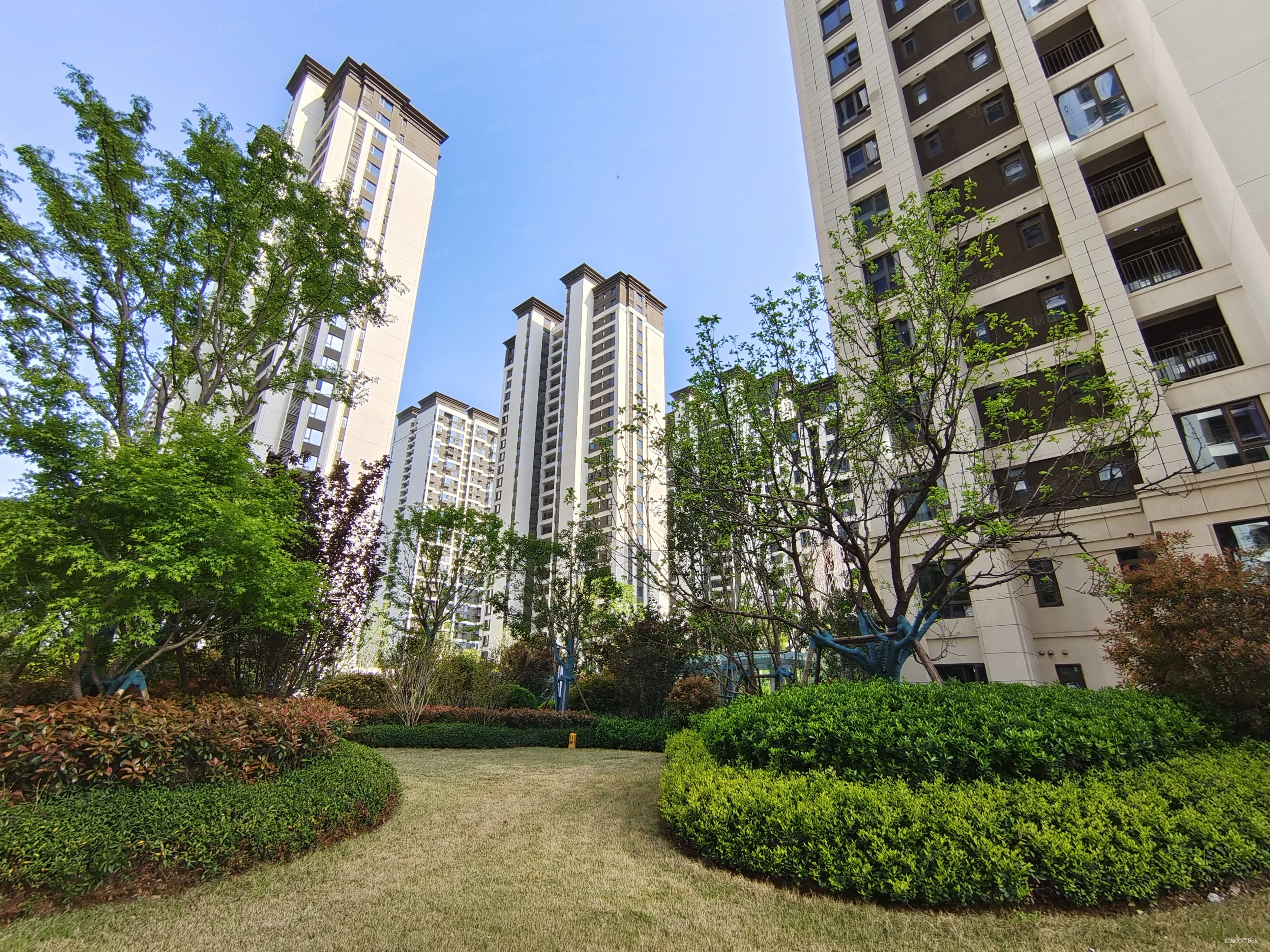 捡漏丨园林小区丨纱厂路丨保利大都会丨南北通透丨精装3室丨双气