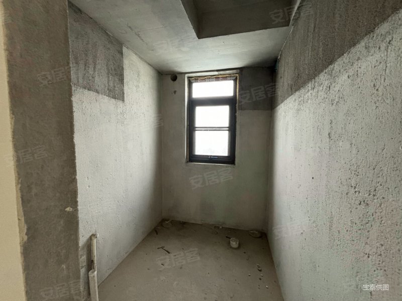 快快来~紫悦台又来一套,一楼带院,东边户,三室两卫,带地下室