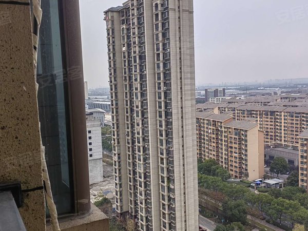 昆山花桥花桥新城富隆花园居住区富隆花园居住区 2室2厅1卫简装全配