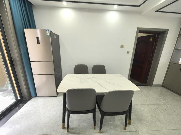 金华东阳横店南江名郡南江名郡三室两厅两卫精装修，视野开阔，配套齐全出租房源真实图片