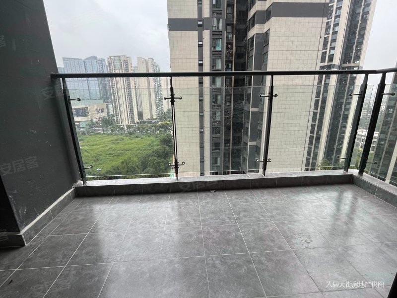 人居花照云庭3室2厅2卫115.59㎡南北279万