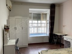 溧阳城中奥体中心幸福城南苑，主卧室自带独立卫生间房招租！出租房源真实图片