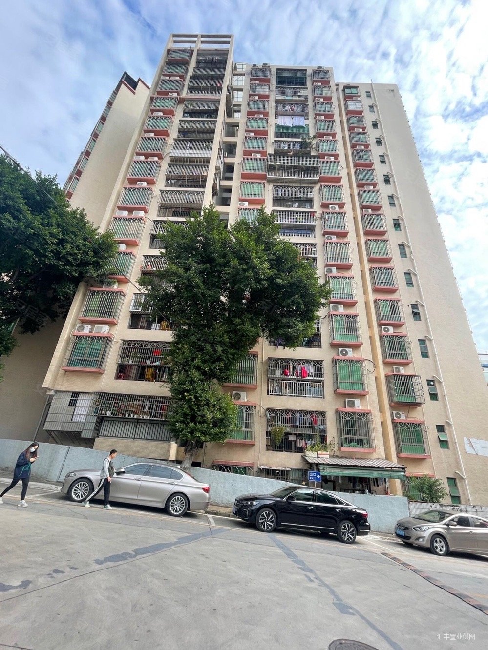 朝南 御翠庭 精装修 诚心出售 价格可议,御翠庭二