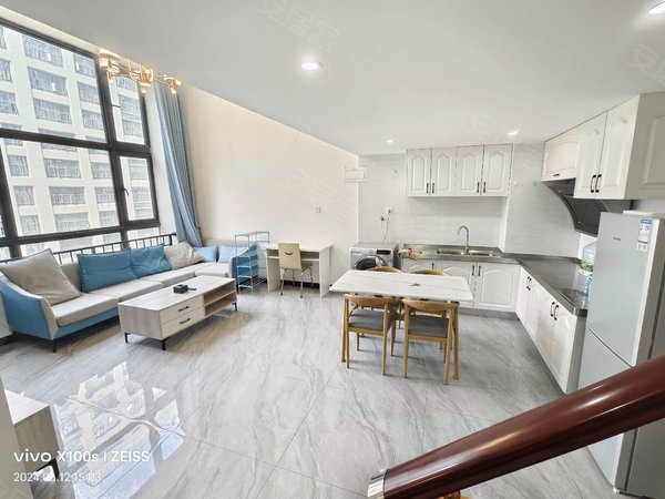 昆明五华高新区融创春风十里海豚湾五华区地铁口吾悦广场旁海豚湾公寓