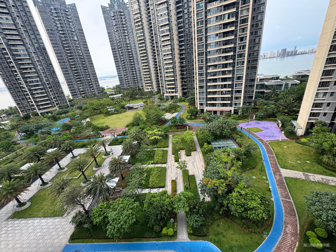海口湾保利中央海岸一线海景精装修三房南北通透满二