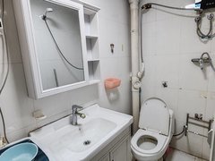 二楼 能洗澡 家具家电齐全 绿洲康城 清福小区附近