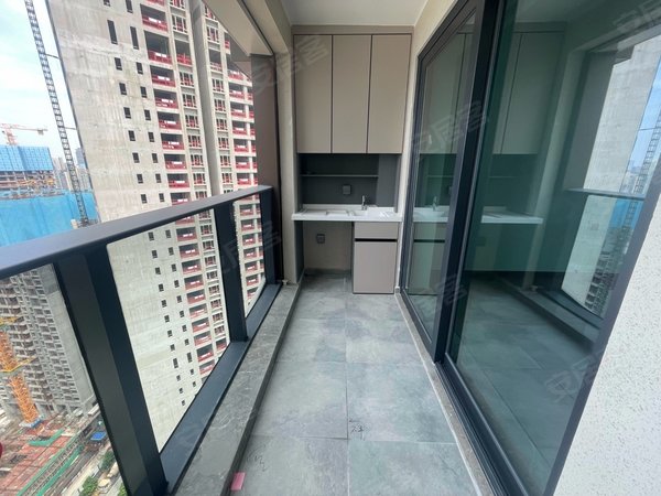 深圳南山前海天健悦桂府带固定车位 多套出租 家私电器配置中 天健悦