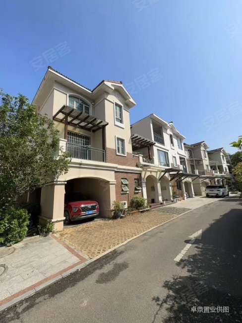 蓝波湾(别墅)低密度社区 联排别墅187平260万急售