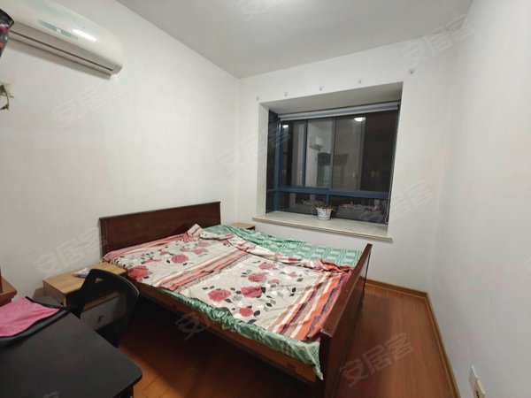 无锡滨湖蠡湖蠡湖人家(西区)蠡湖人家精装三房,近大润发,湖滨商业街