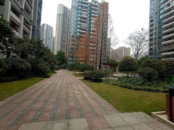 重庆九龙坡华岩新城恒大雅苑恒大雅苑,三室双卫出租出租房源真实图片