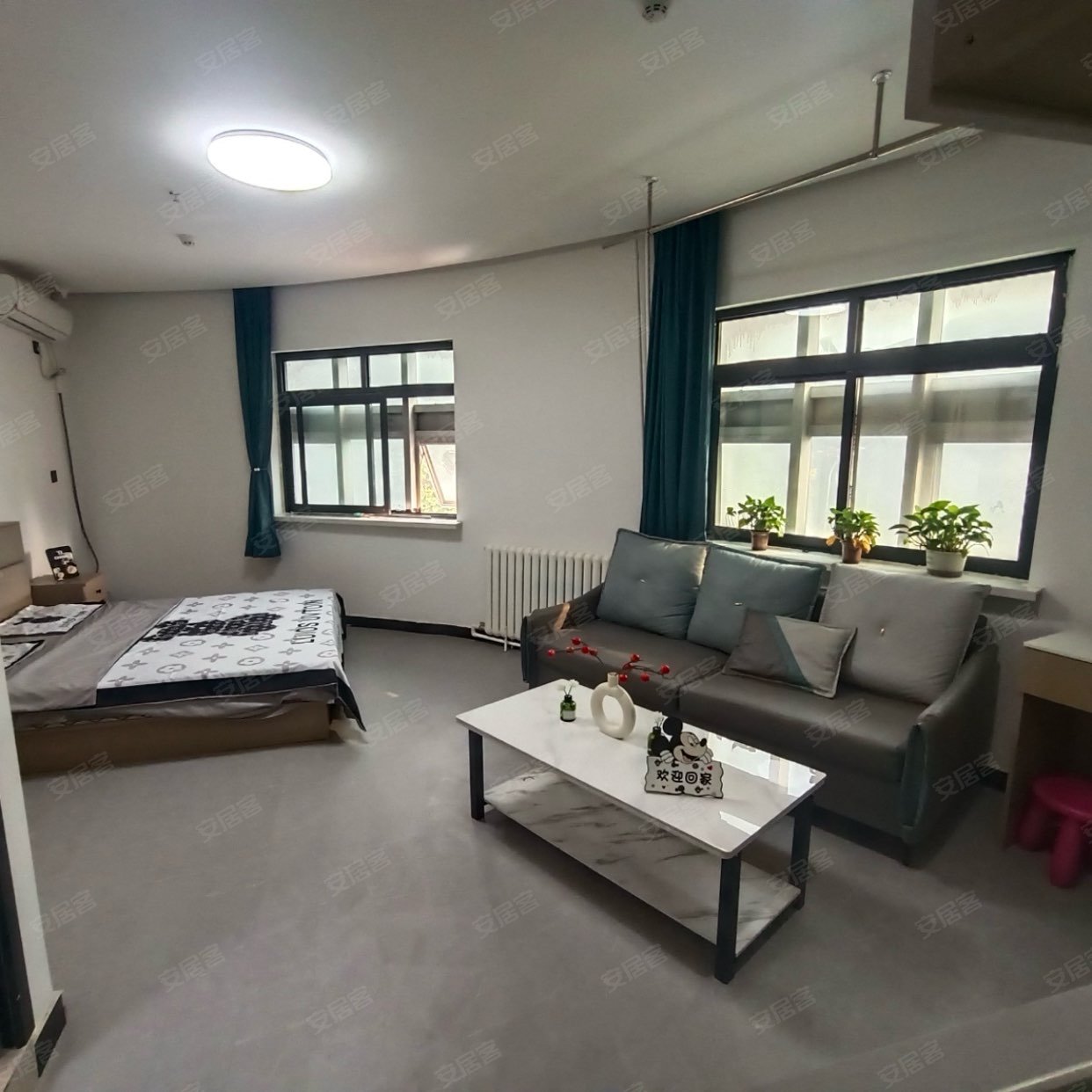 地铁鸺，驋号线 天津医科大学 长虹公园精装公寓可短租