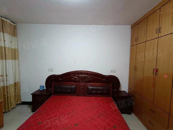 苏州高新区马涧白马涧花园(四区)免中介费 100米内马涧商业街 房间