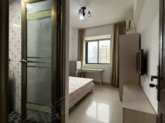 厦门思明湖滨北路滨北体育中心七星西路欢乐颂福达里电梯单间内卫带凸窗看海沧大桥出租房源真实图片