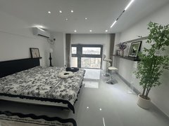 绍兴诸暨诸暨市区城西  宝龙广场楼上！楼下公交站，夜市便利店旁边篮球馆出租房源真实图片