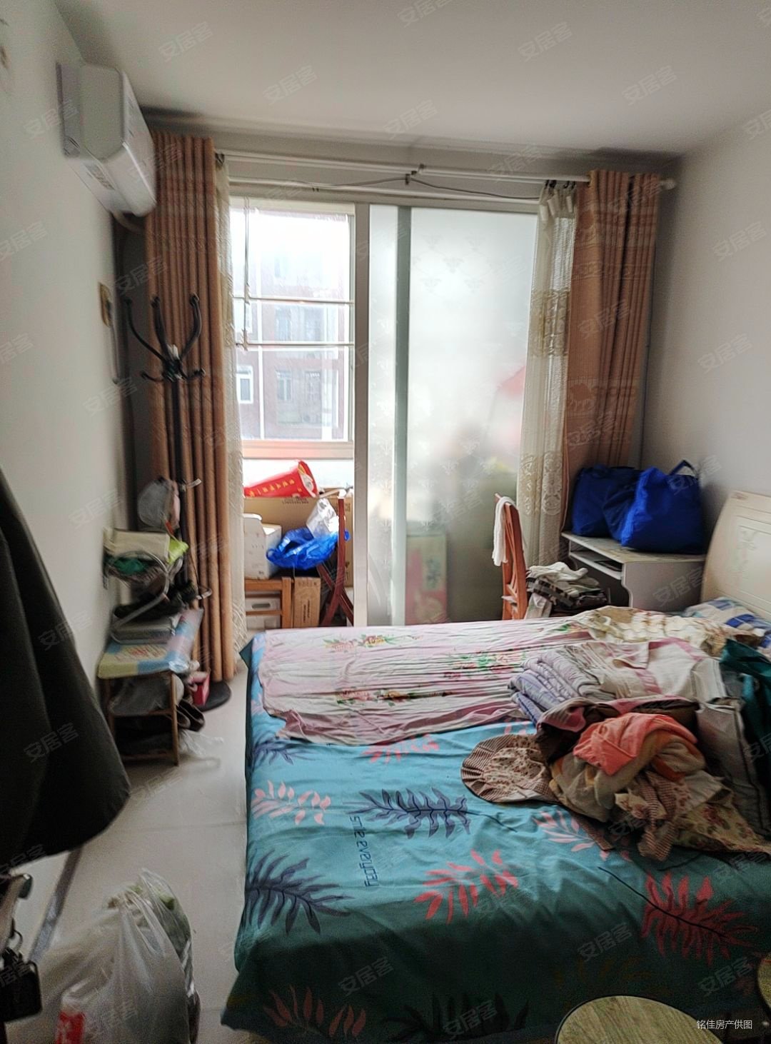 运动佳园1室2厅1卫64.63㎡南23万