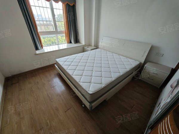 南宁西乡塘明秀路丽园小区丽园小区 2室2厅1卫