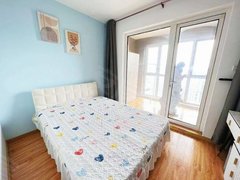 青岛李沧九水路全女生!近亚马逊!信联天地!主卧带阳台带空调!精装修!电梯房出租房源真实图片