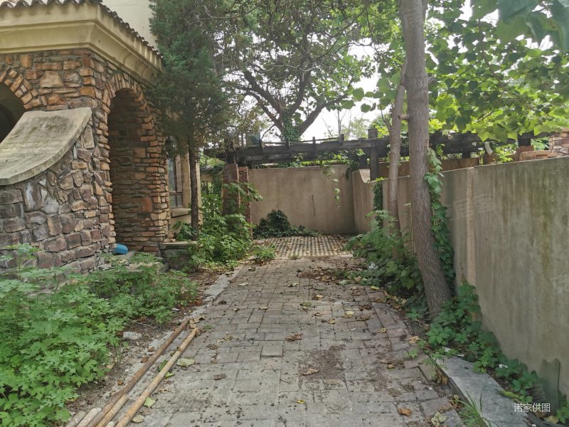 诚心出售 价格可议,玛歌庄园二手房,695万,4室3厅,4卫,495平米-天津