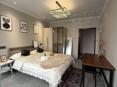 宜兴宜城宜城中心万达，八佰伴旁，西瓜公寓，一室一厅，奶油风，设施齐，包满意出租房源真实图片