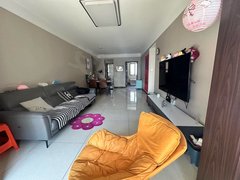 沧州运河运河周边出租保利花园东区三室带车位2500价格美丽出租房源真实图片