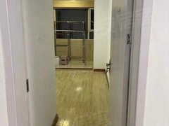 莒县城区青年路家具家电齐全拎包入住，，，出租房源真实图片