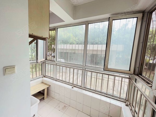 万达会展软件园丁豪山钢创智谷出租房源真实图片