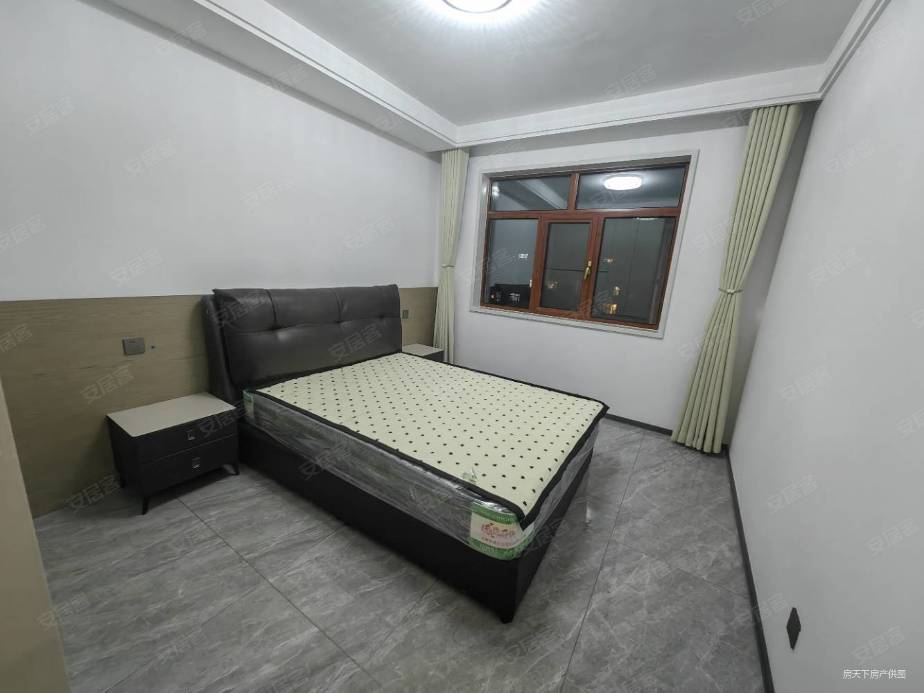 世纪嘉园3室2厅2卫141㎡南北94.8万