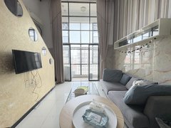 东莞南城南城车站天安数码城旁 城市立方 精装复式两房 民用水电 家私家电齐全出租房源真实图片