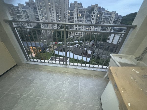 【多图】融信澜湾,新店租房,鼓楼北,新店融信澜湾,独门独户单身公寓