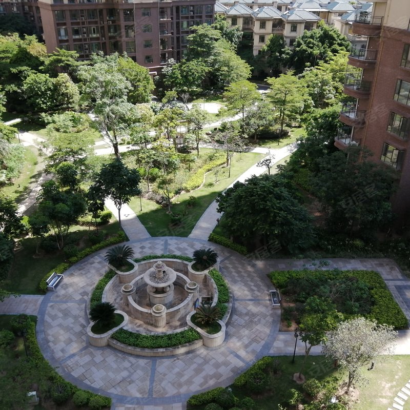 邱春花 2021-07-09   :  :    华达新城共有两期,怡华苑有10栋,二期融