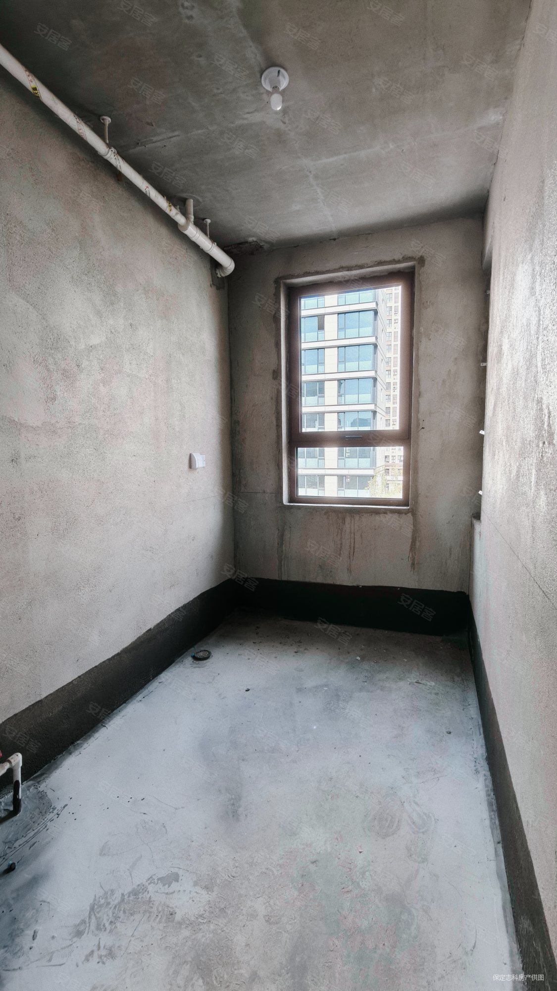 云玺首府4室2厅4卫239㎡南北257万