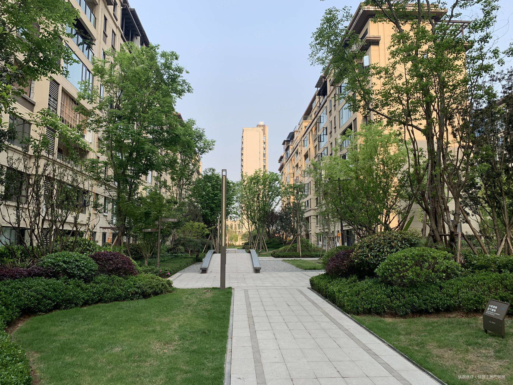 重庆房产网>重庆二手房>潼南二手房>潼南城区二手房>俊豪潼樾府>