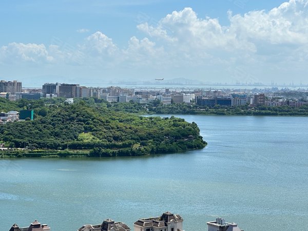 深圳宝安福永御景水岸花园(温馨花园)立新湖 看湖景3房 看房方便 价钱