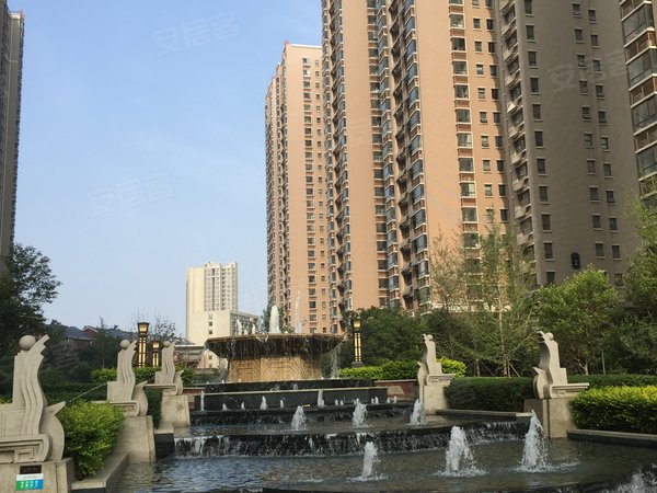 济南天桥堤口路南益名泉春晓东区名泉春晓 3室2厅 急租3800 实景照片