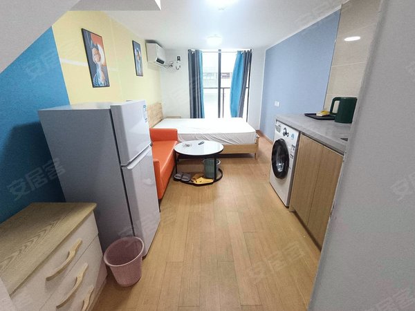 广州黄埔开发东区万荟珑寓万荟珑寓 1室1卫30平 精致单间环境好出租