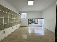 深圳龙岗坂田新上实拍银湖山下 万科第五园 徽派设计风格 设计电商直播！出租房源真实图片