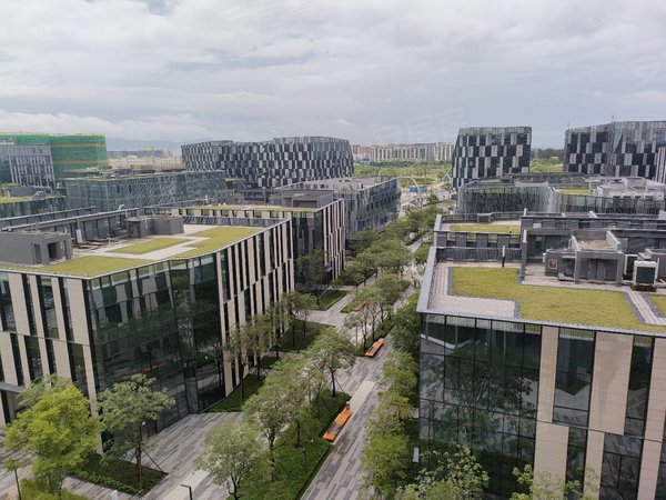 深圳宝安福永会展湾云岸广场地铁口,近沿江高速  会展云岸三房两厅两