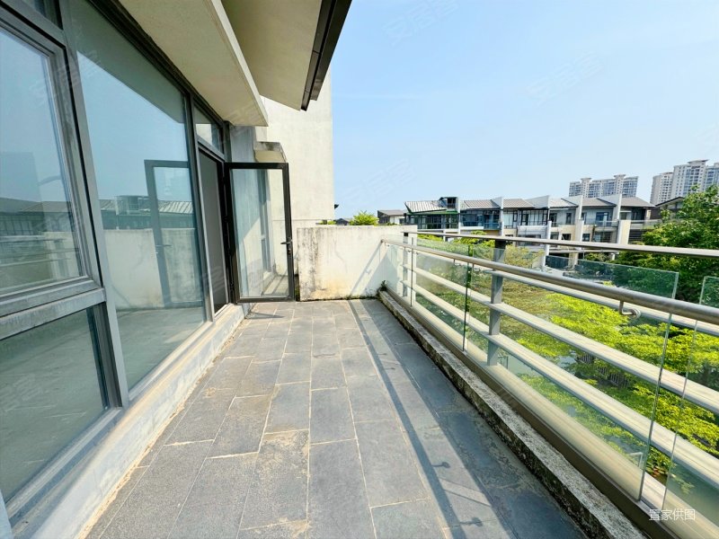 华发水郡二期别墅