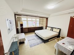 青岛崂山浮山前嘉泰小区 海川路地铁口 保利中心 极地 海信国际中心 有空调出租房源真实图片