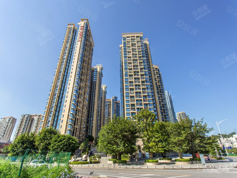 深圳房产网>深圳二手房>布吉二手房>百鸽笼二手房>信义金御半山(一期)