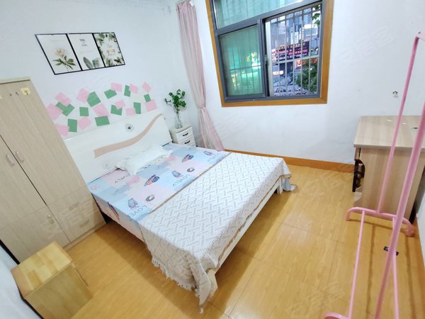 池州贵池商之都国丰花园东街口附近,可短租可长租,押一付一,空调洗衣