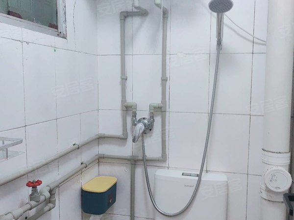 桂林七星花园假日酒店六合路自建房六合路单间离医学院人民医院博爱二院七院五院近可短租不是中介出租房源真实图片