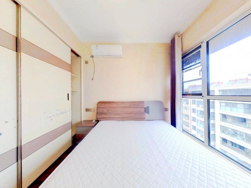 金轮津桥华府 电梯7层到顶的洋房 南北通透 无连廊 价格好谈