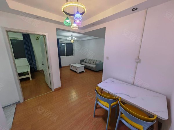 上海松江车墩松南城裕盛苑裕盛苑 近比亚迪 整租两室 门口达丰班车