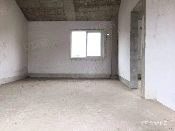 地铁口 碧桂园对面 正规复式毛坯大五房 零公摊