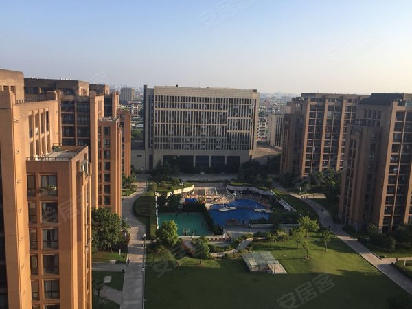 石桥地铁三号线半山肿瘤医院很近民用水电泰地北上一室一厅