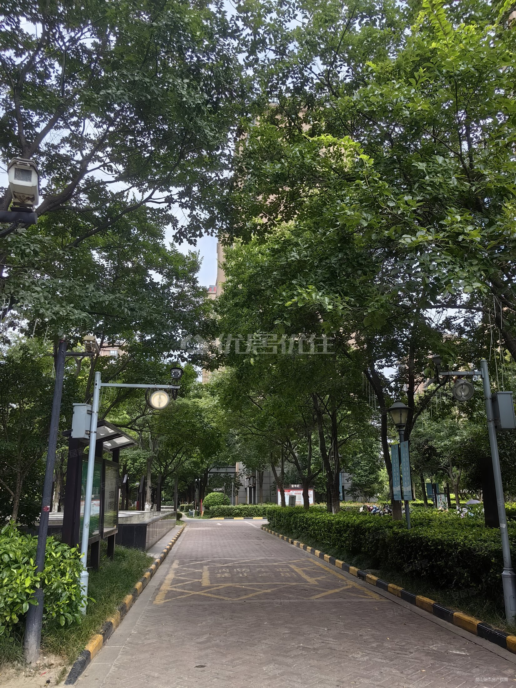 摩卡小镇3居室南北通透楼层好