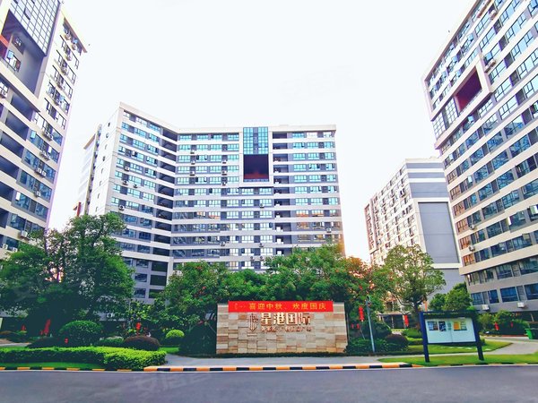 碧桂园星港国际 近地铁 平层两房诚意出租 家私家电齐全,花都租房