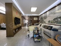 深圳龙华锦绣江南丰润花园别墅区，性价比极高，带大庭院大阳台，美好生活向往出租房源真实图片